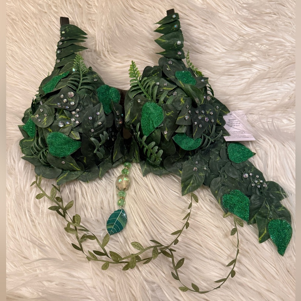 Handmade poison ivy inspired bra